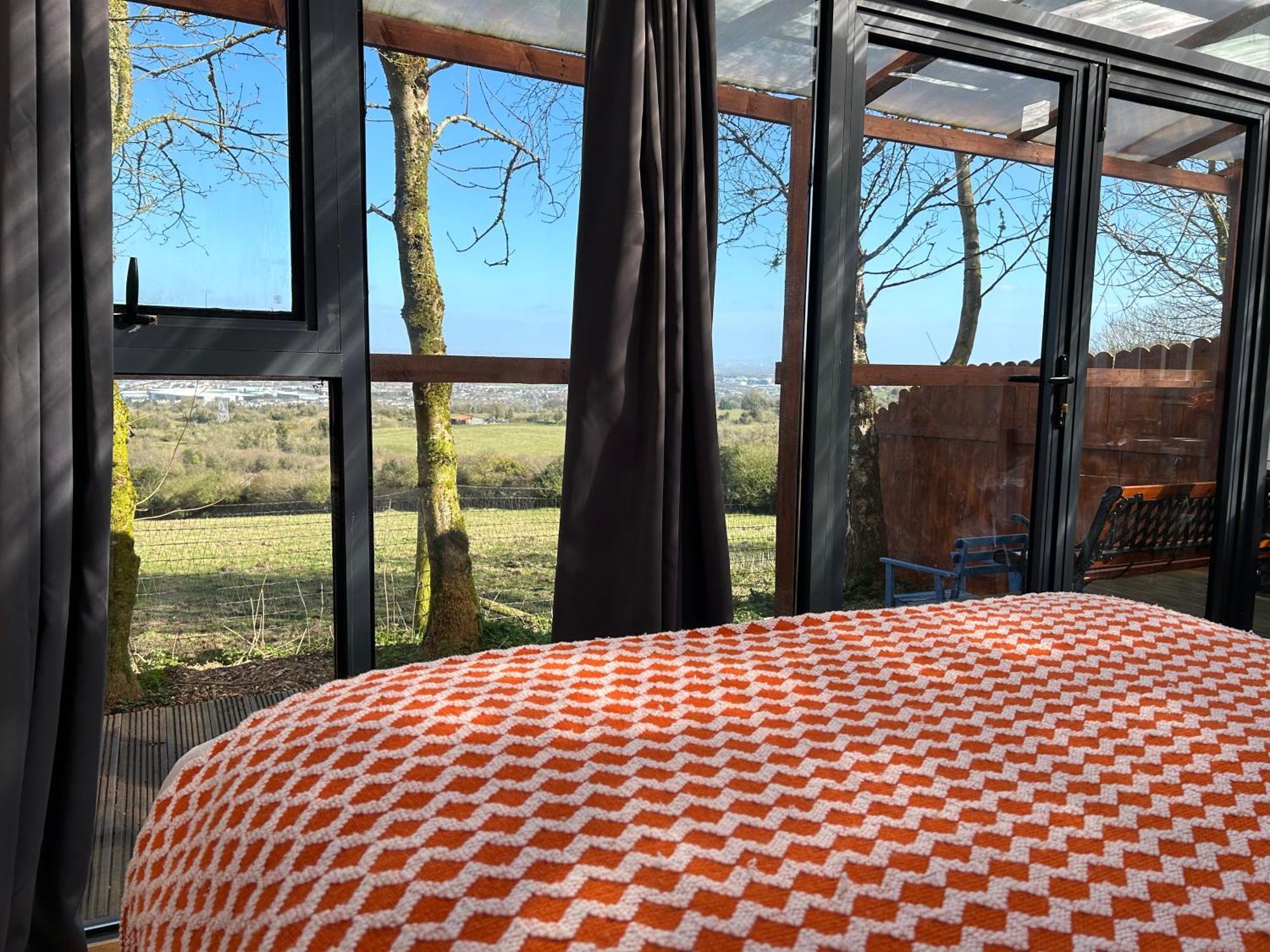 Sky Gazer Cabin In The Woods دبلن المظهر الخارجي الصورة
